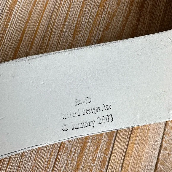 Ballard Designs letter ‘S’ wall plaque - Picture 2 of 4